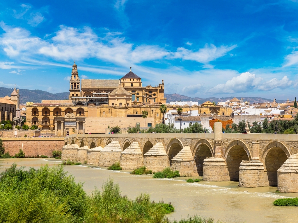 Andalusien Rundreise Höhepunkte Blick auf Mezquita in Cordoba SRD