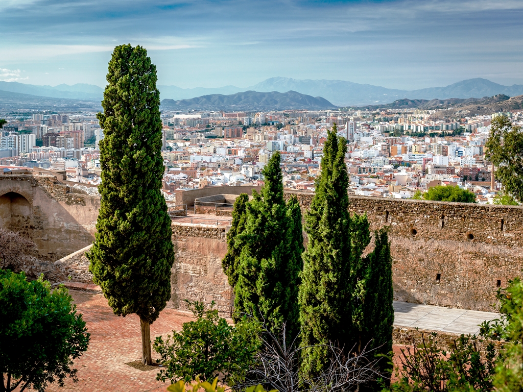 Andalusien E-Bike-Reise Blick auf Malaga SRD