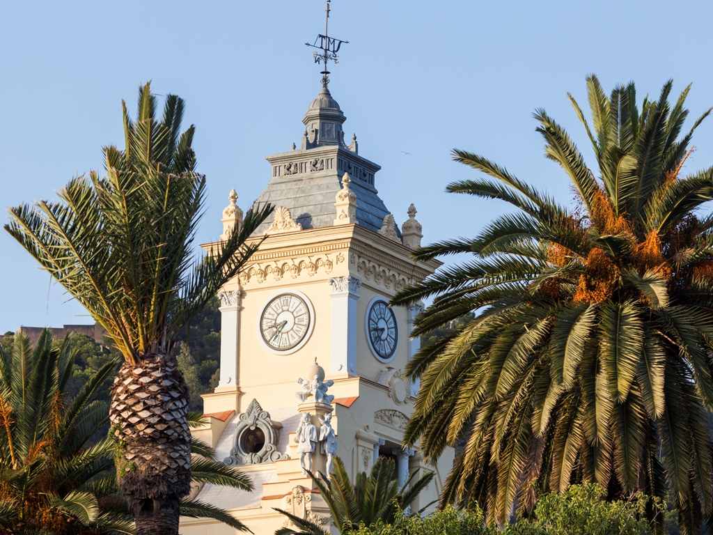 Malaga Städtereise Rathausturm SRD