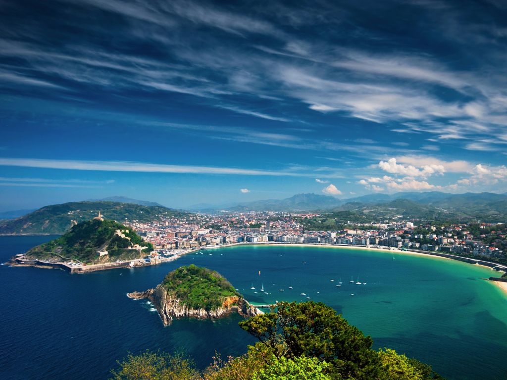 Bilbao & Rioja BLick auf San Sebastian