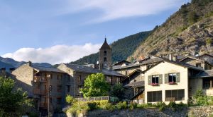 Andorra Kulturreise Höhepunkte Traditionelles Dorf SRD