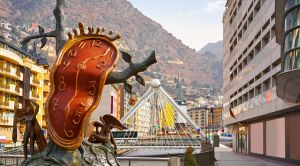 Andorra Kulturreise Höhepunkte Skulptur in Andorra la Vella SRD