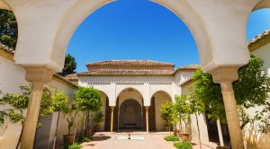 Malaga Städtereise Alcazaba SRD