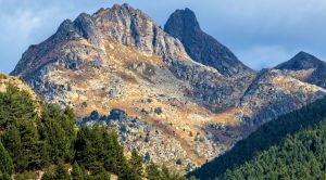 Andorra Wander-Reise Blick auf Berggipfel SRD